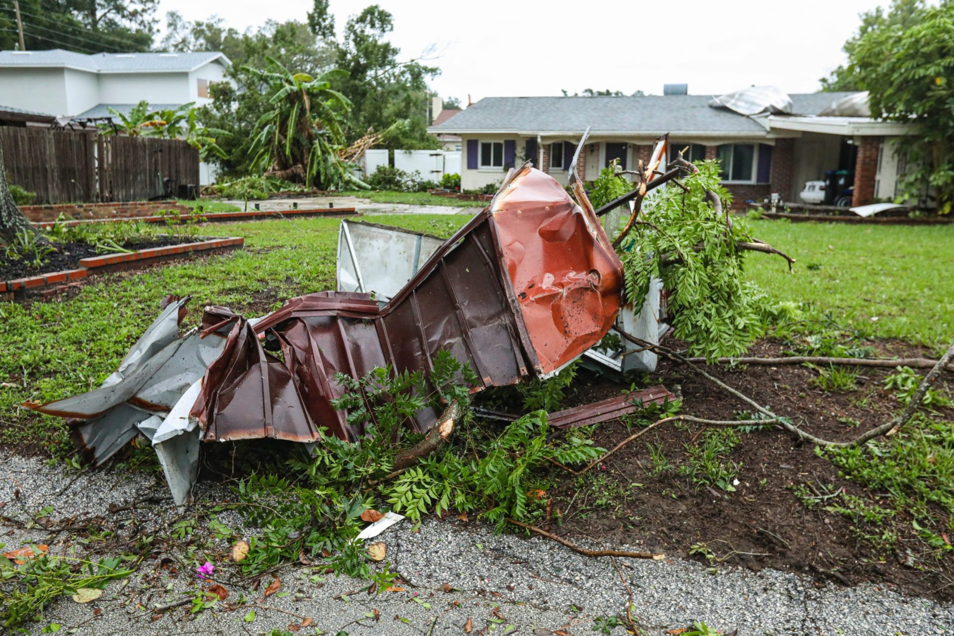 How HR leaders can support their employees financial wellbeing in times of natural disaster and beyond with Grant Circle, powered by Canary